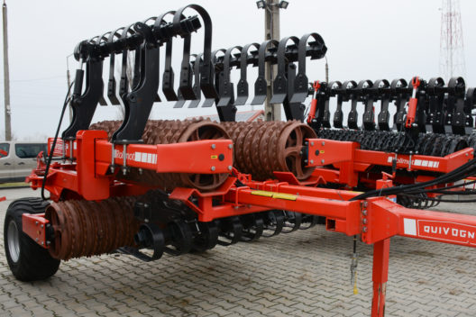 untitled-3rollmot-henger-2